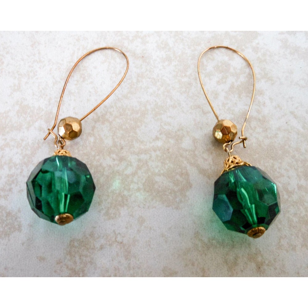 Vintage Green Glass Bead Earrings Gold Tone 3" Drop Dangle Statement Retro